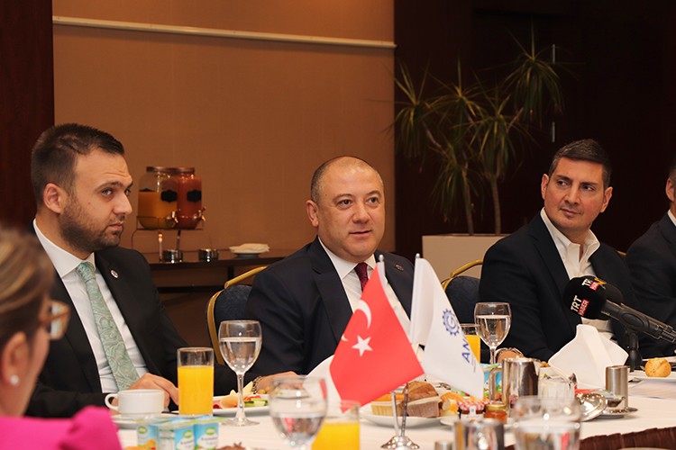 "İş dünyası iyileştirme yapmaya hazır"