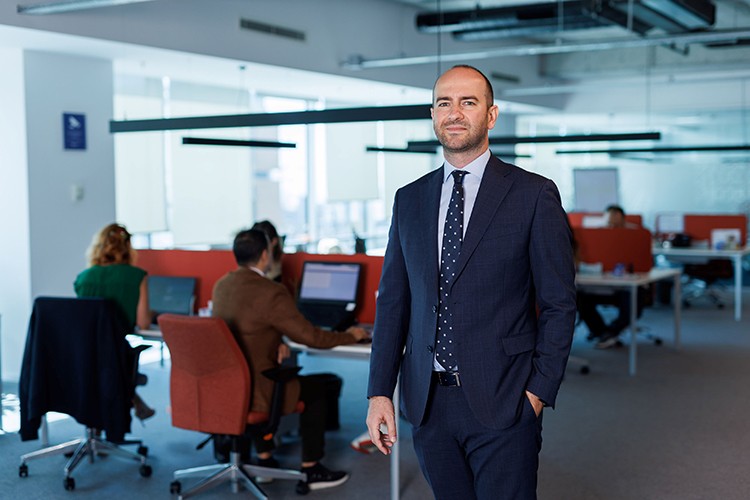 Web Sitesini Engelliler için Erişime Uygun Hale Getirdi