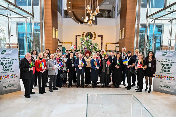 Başkonsoloslar ve Eşleri Koku Atölyesinde Buluştu