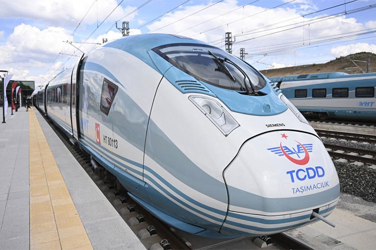 YHT'lerle 93 milyon yolcu taşındı