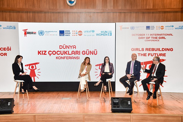 Kız çocukları, şehirlerin yeniden inşasında rol üstlenecek