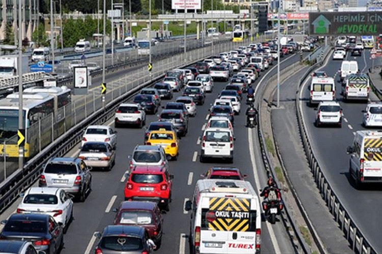 Trafiğe kayıtlı elektrikli otomobil sayısı 370 bini aştı