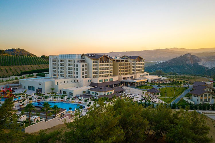 Mersin, turizm çeşitliliği ile savaşın olumsuz etkilerini sınırladı