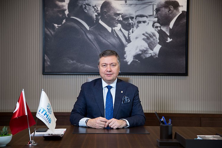 Türk tekstil sektöründen 8,2 milyar dolarlık ihracat