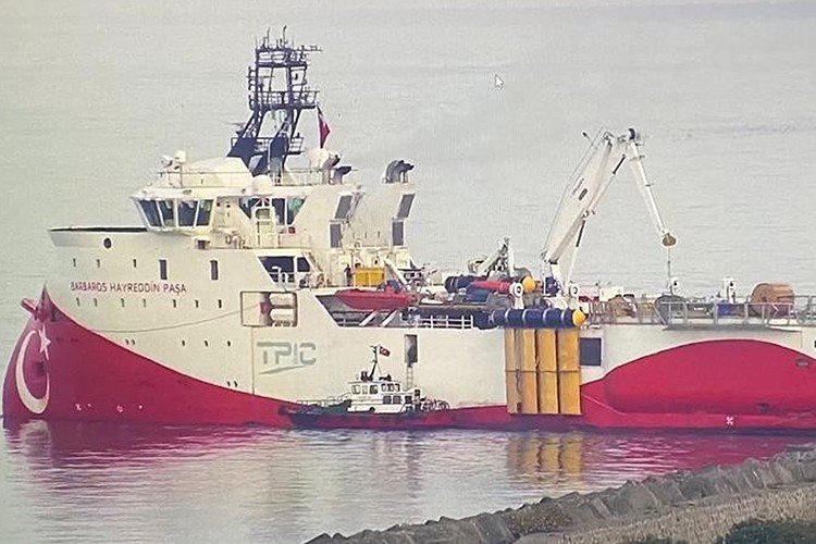 Barbaros, Trabzon Limanından ayrıldı