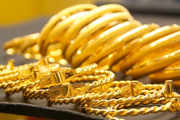 Kapalıçarşı'da altın