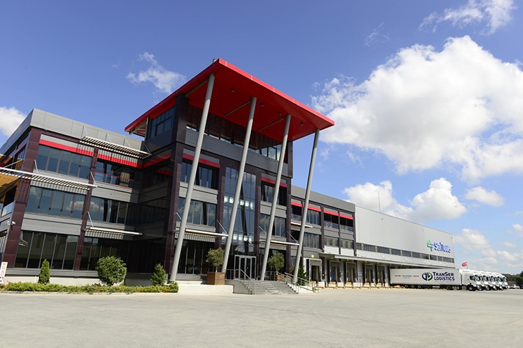 Yapay zekâ destekli WMS yazılımı