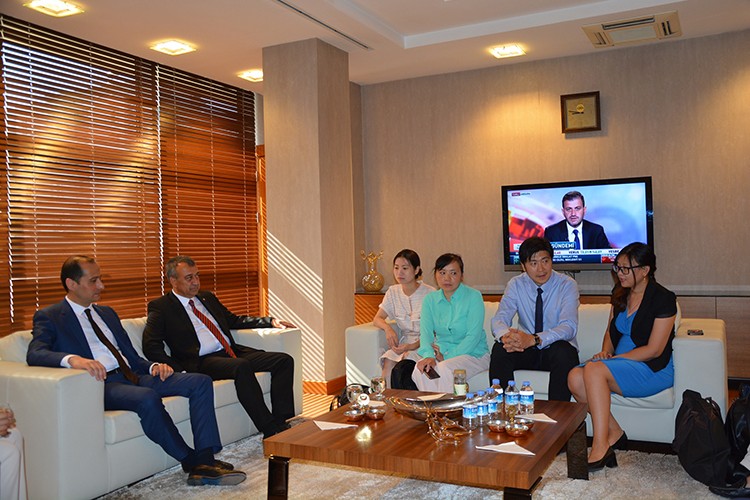 Kuru yemiş için geldiler