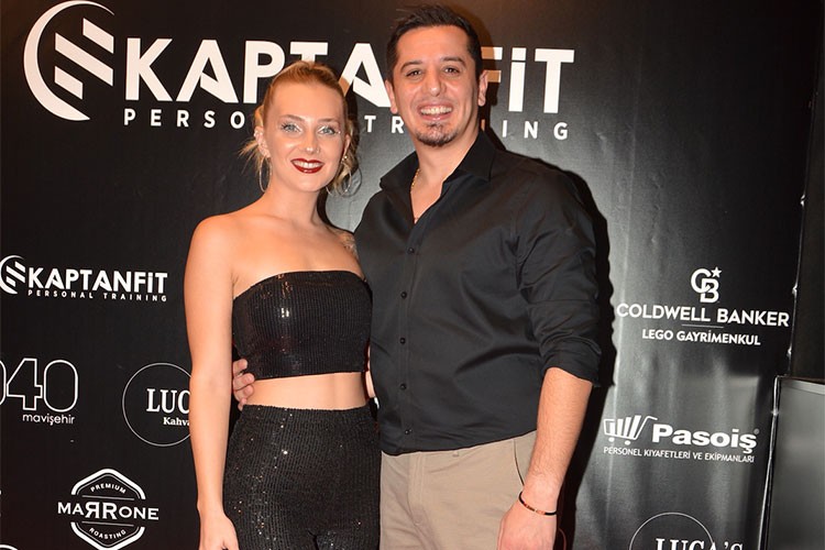 Kaptan Fit'ten 4'üncü Yıla Özel Kutlama