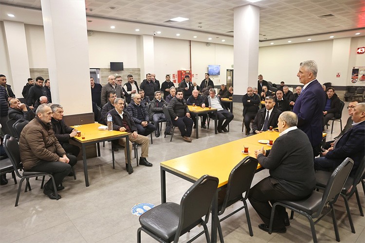 Bakan Bolat, taksici esnafıyla iftar yaptı