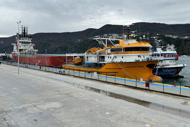 Bartın'da balıkçılar fırtınaya karşı tedbir aldı