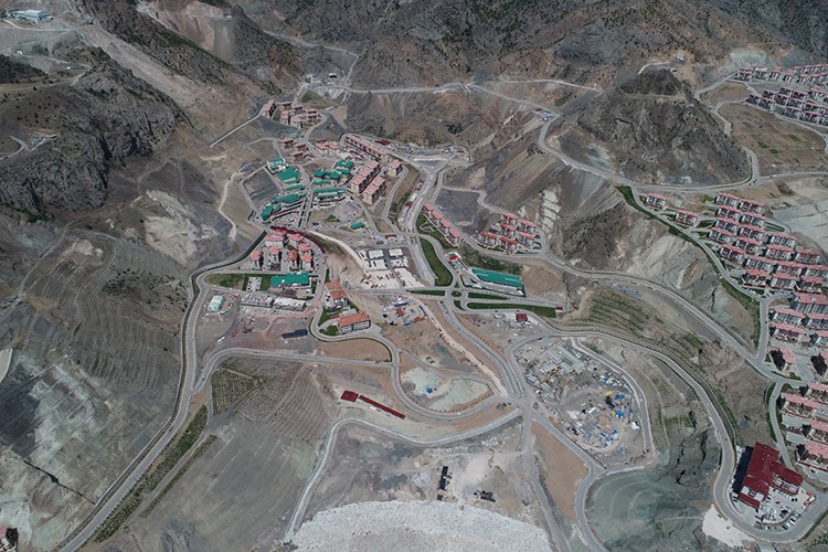 Yusufeli Barajı ve HES'te su yüksekliği 134 metreyi aştı