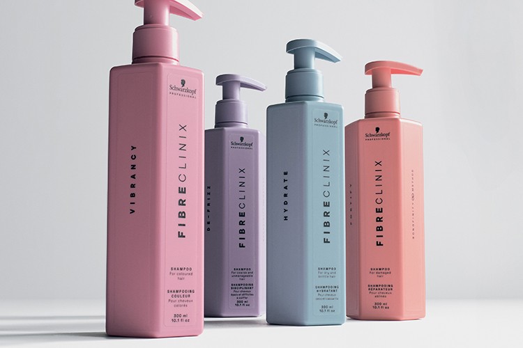 Schwarzkopf Professıonal'dan kalıcı saç onarımı sunan yeni Fıbre Clınıx…