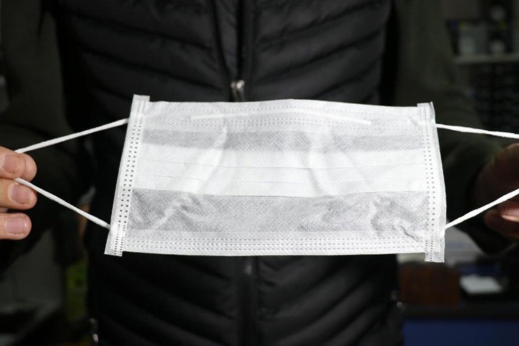 Maske üreticileri fazla mesaide