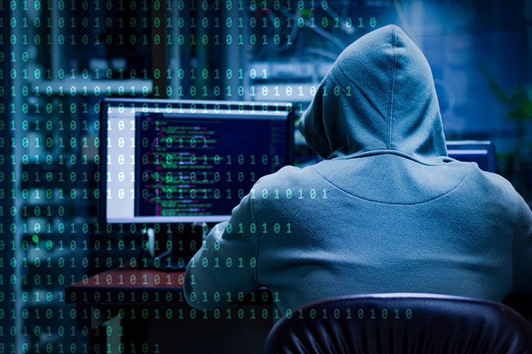 Uzmanlar dijital dolandırıcılıklara karşı tüketicileri uyarıyor