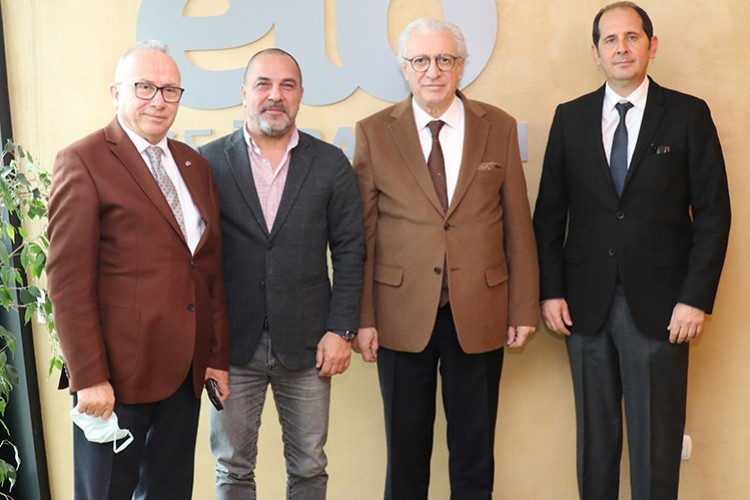 İhracatçı, kendi ürününü, kendi şirketiyle taşıyacak