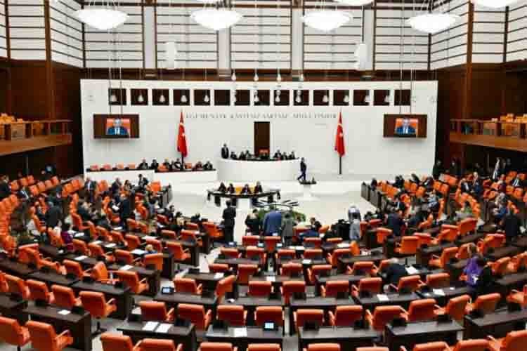 TBMM'de anayasa mesaisi başlıyor