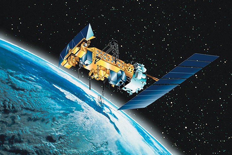 Uydu sektörü üretim altyapısının "çeşitlendirilmesini" istiyor