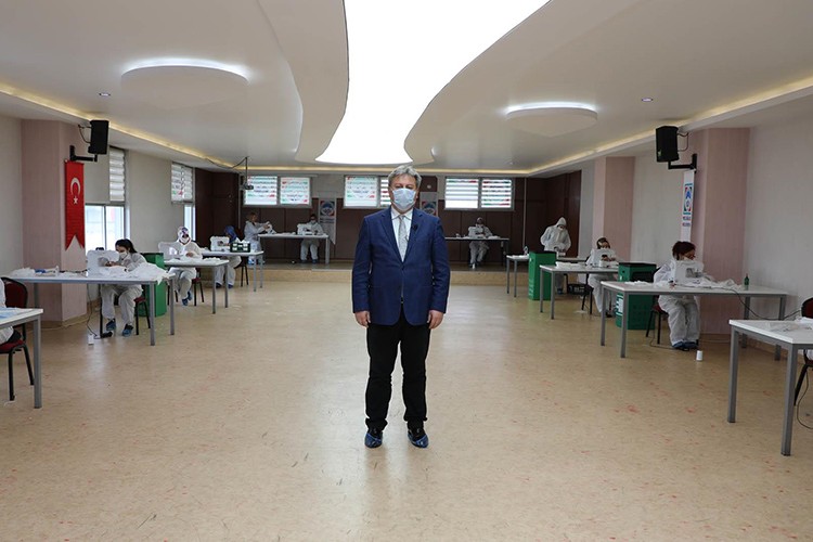 Melmek maske üretimine başladı