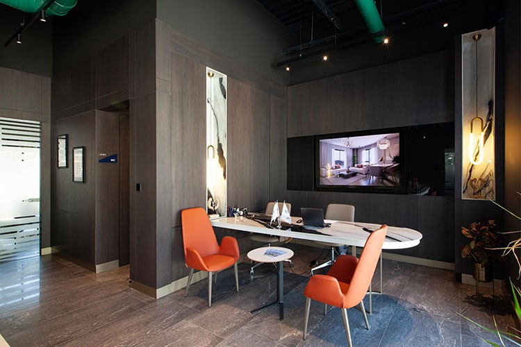 Aura İnşaat satış ofisi, Decofemme imzasıyla hayata geçti