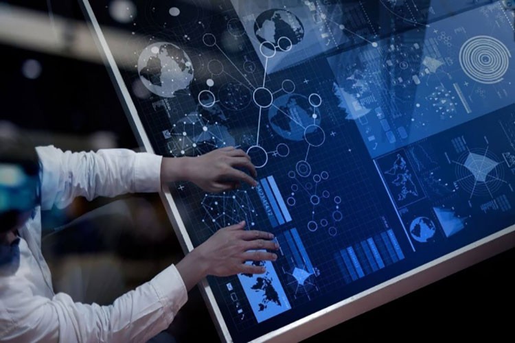 Dijital öğretmenler ders materyellerini teknolji ile üretiyor