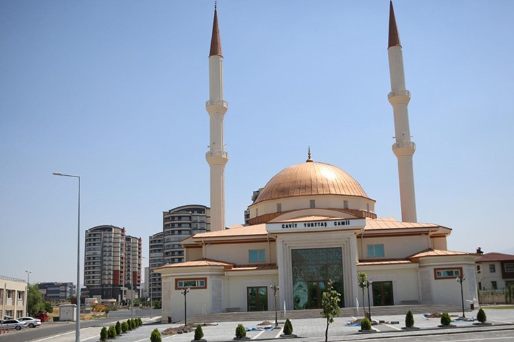 Cavit Yurttaş Camii açılıyor