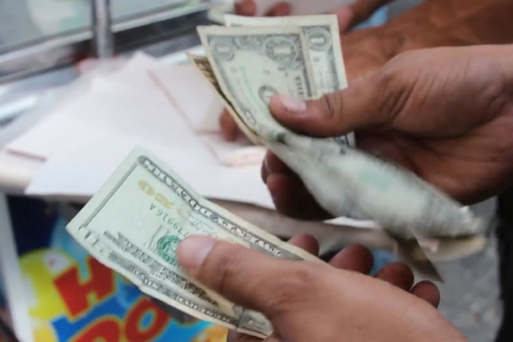 Latin Amerika'ya para transferinde rekor artış