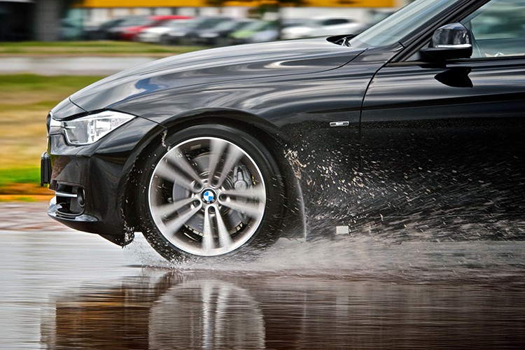 RainSport 5 ile Mükemmel Yol Tutuş