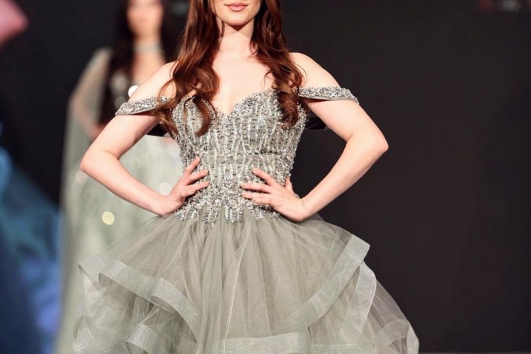 Şimdi sıra oyunculukta