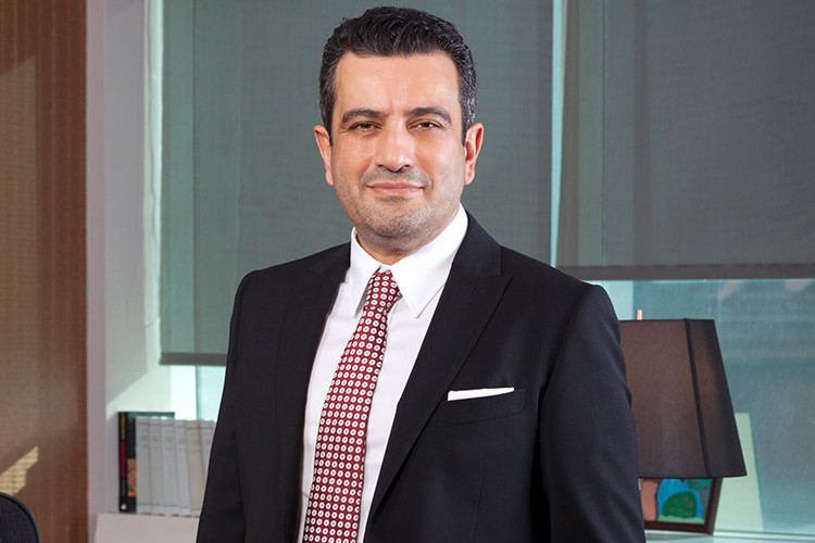 Satın almalarla büyümesini sürdürüyor