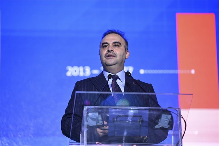 "Teknoloji yatırımlarını 1 milyar doların üzerine yükselttik"