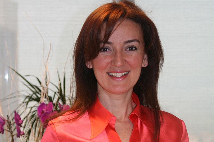 Sokak Hayvanlarının Rehabilitasyonuna Destek Oluyor