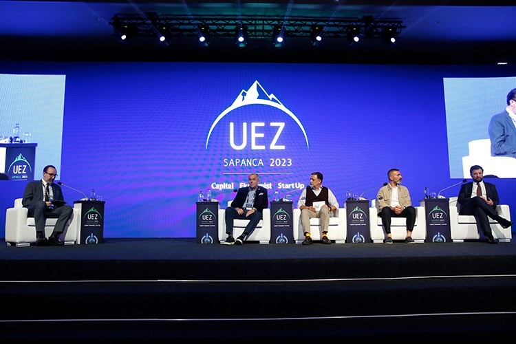 Geleceğin şirketlerinin özellikleri konuşuldu