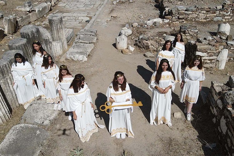 Stratonikeia Antik Kenti'nde anahtar taşıma töreni canlandırıldı