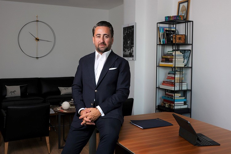 Disleksili çocukların eğitimine katkı sağlamaya devam ediyor