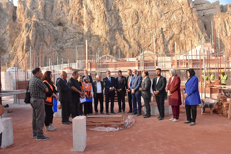 "Eski Van Şehri" tarihi yapılarıyla ayağa kaldırılıyor