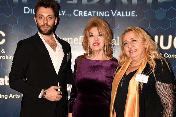 Annesini sigorta devine sigorta ettirdi