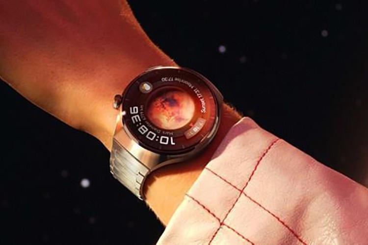 Watch GT 4 Serisi satışa sunuluyor