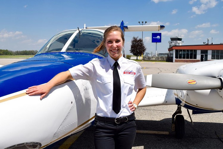 Kadın eğitmeni olan 'tek uçuş okulu'