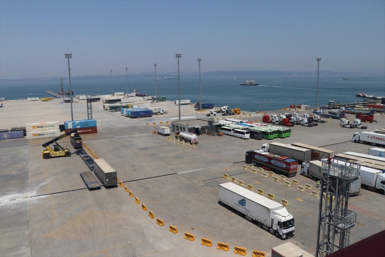 Yalova'dan Avrupa'ya Ro-Ro gemisi seferlerinde hareketlilik