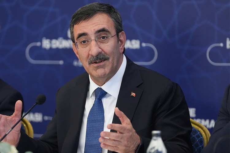 "İstihdamın daha da artmasını hedefliyoruz"