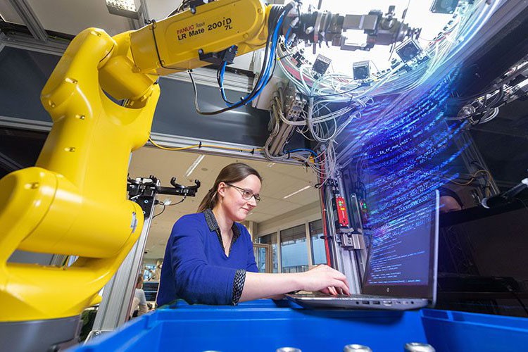 AB, 7 yapay zeka fabrikası kuracak