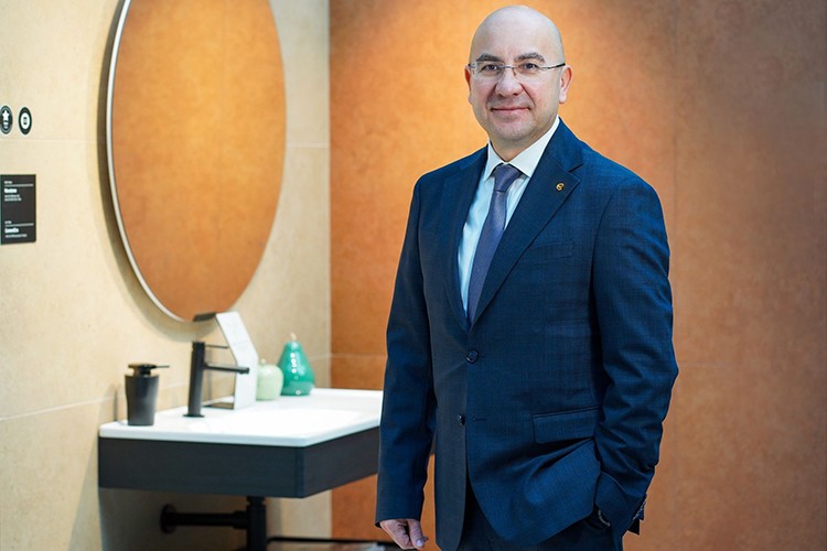 Eczacıbaşı VitrA'ya yeni CMO