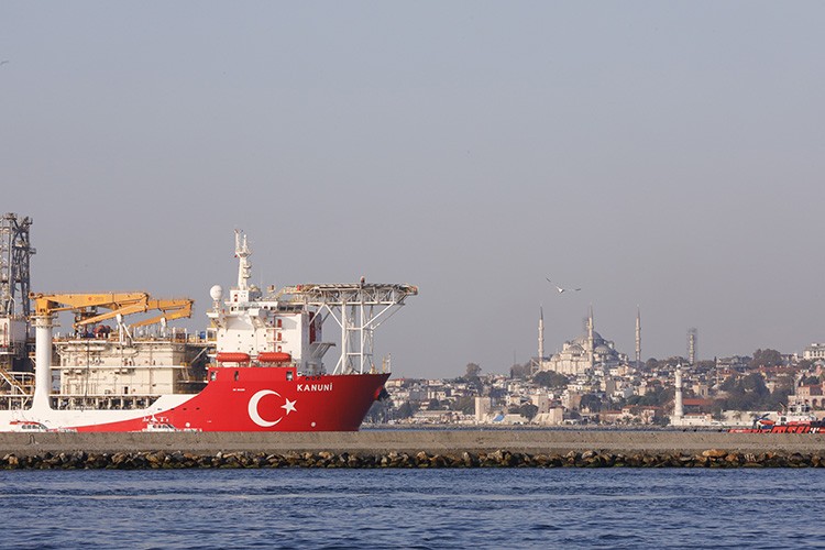 Kanuni yola çıktı!..