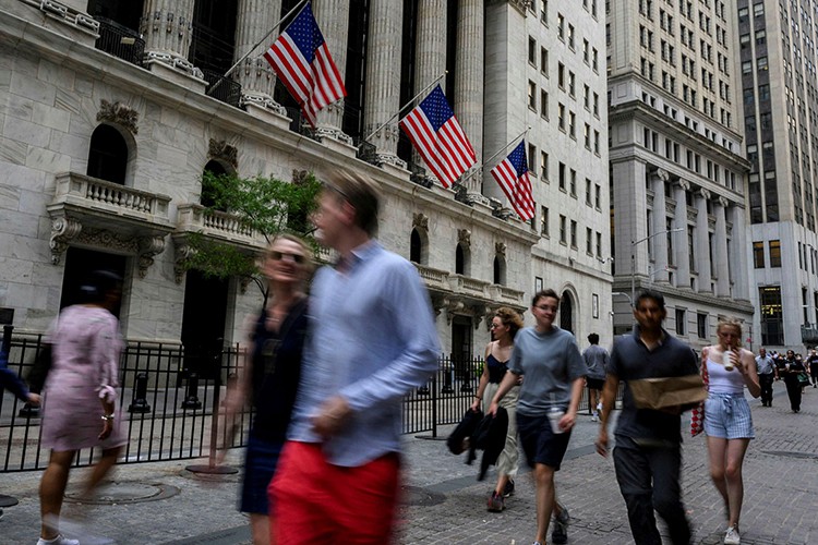 16 Wall Street firmasına 1,1 milyar dolarlık para cezası