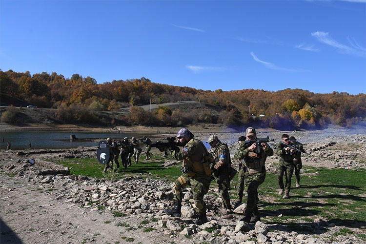 Airsoft tutkunları Bilecik'te buluştu