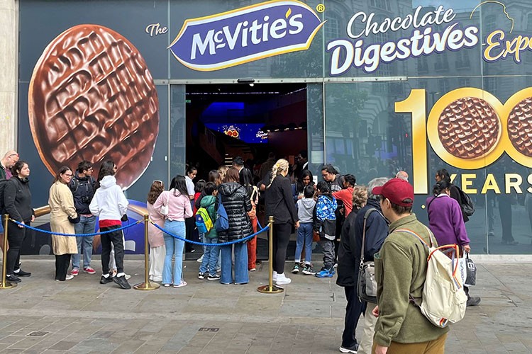 100. Yılında Kutlamalarıyla Dünya Sahnesinde