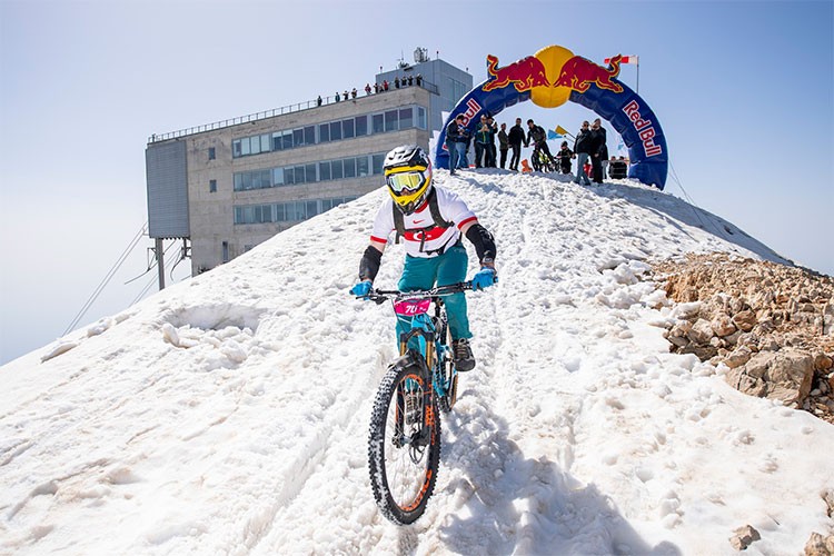 Gökyüzünden denize dağ bisikleti deneyimi
