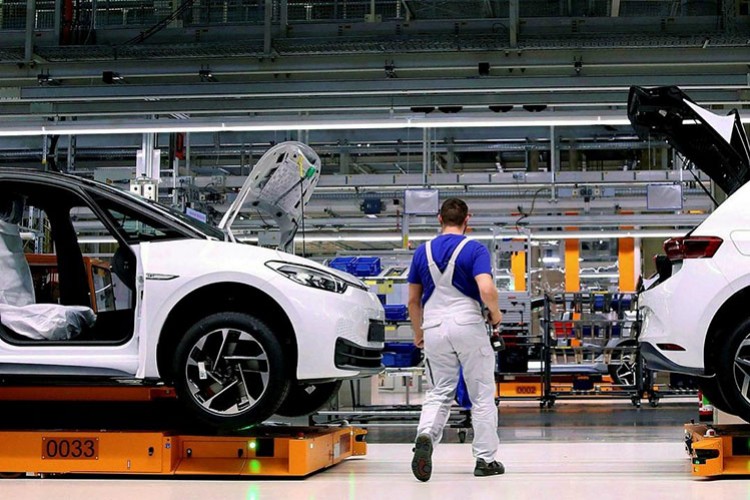 Rus otomobil sektörü Çinli markalarla dönüşümden geçiyor