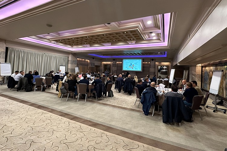 Stratejik odak noktalarını güncellemeye devam ediyor